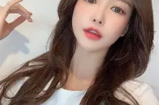 事态失控！女星白鹿突然掉20万粉评论区炸锅网友为李晨鸣不平