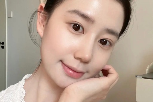 不到24小时娱乐圈传出四大八卦：恋情曝光、负债赵丽颖太委屈